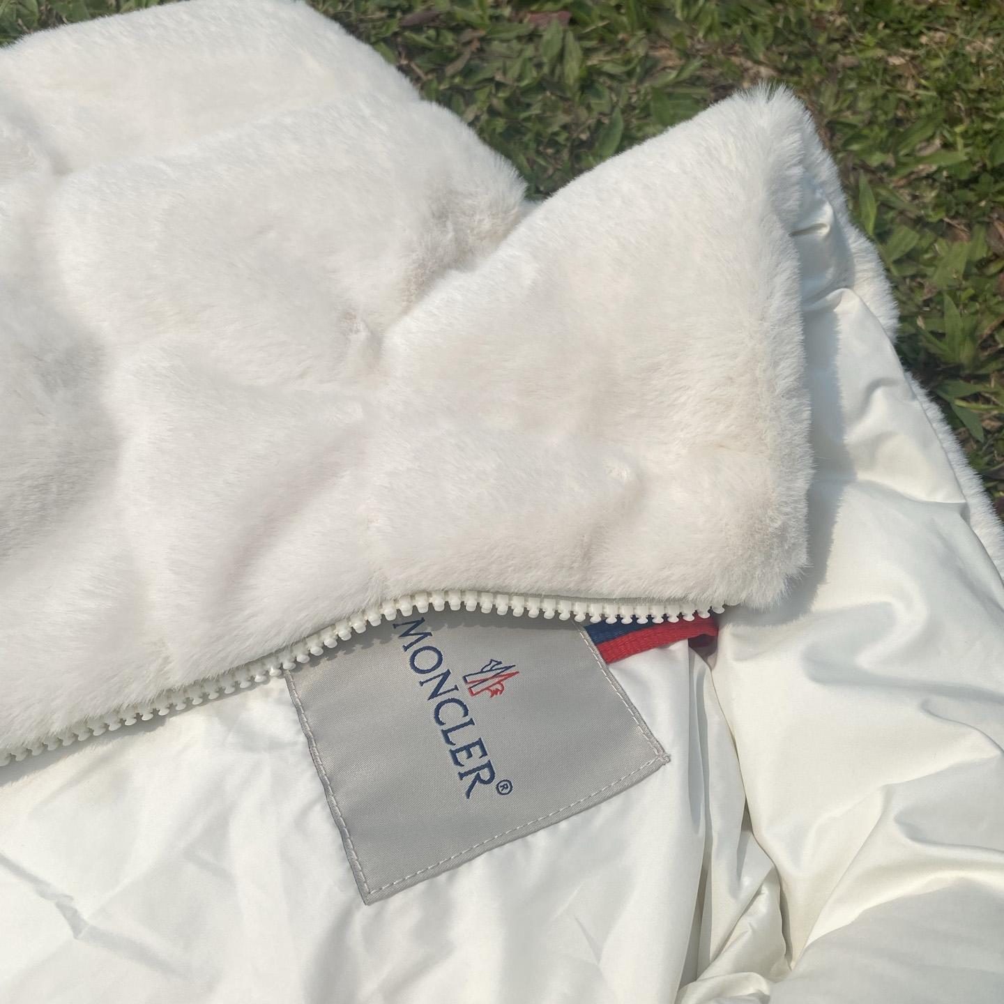 Moncler Arques Fleece-texture Gilet - EUR FASHION