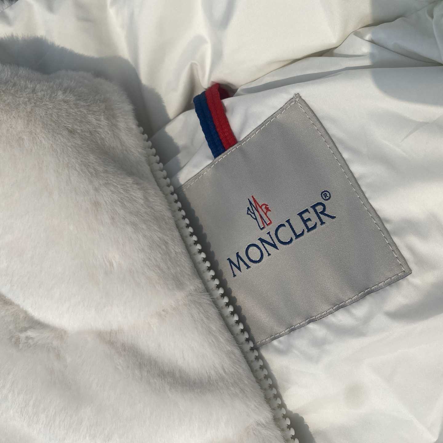 Moncler Arques Fleece-texture Gilet - EUR FASHION