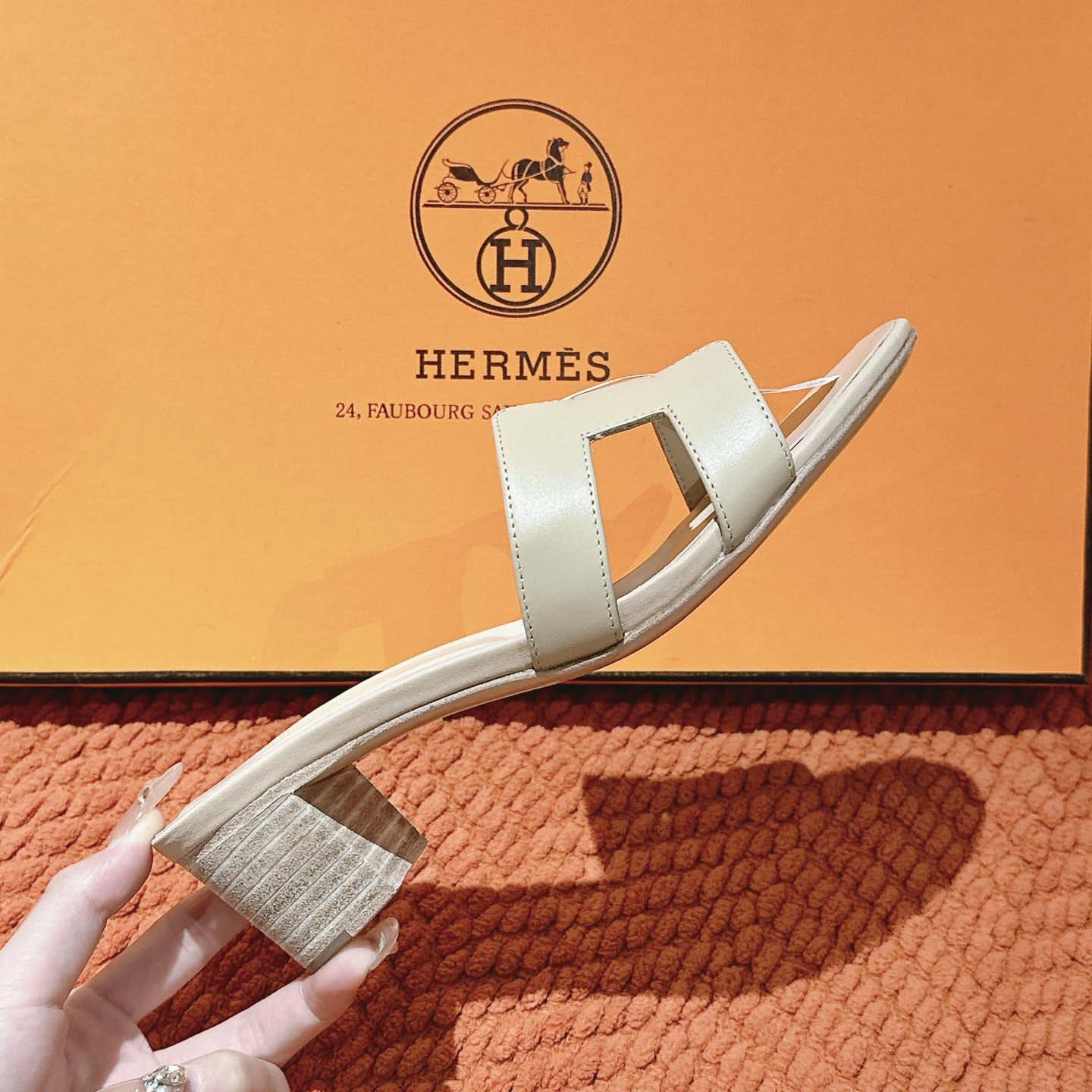 Hermes Oasis Sandal - EUR FASHION