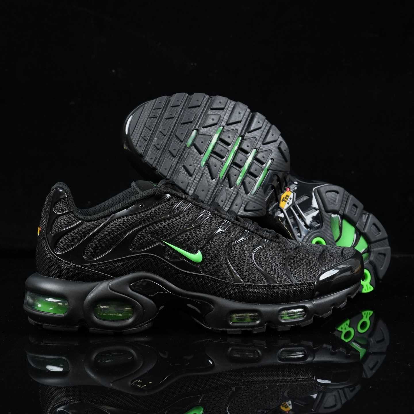 Nike Air Max Plus “Black Green Strike” Running Shoes DM0032-024 - EUR FASHION