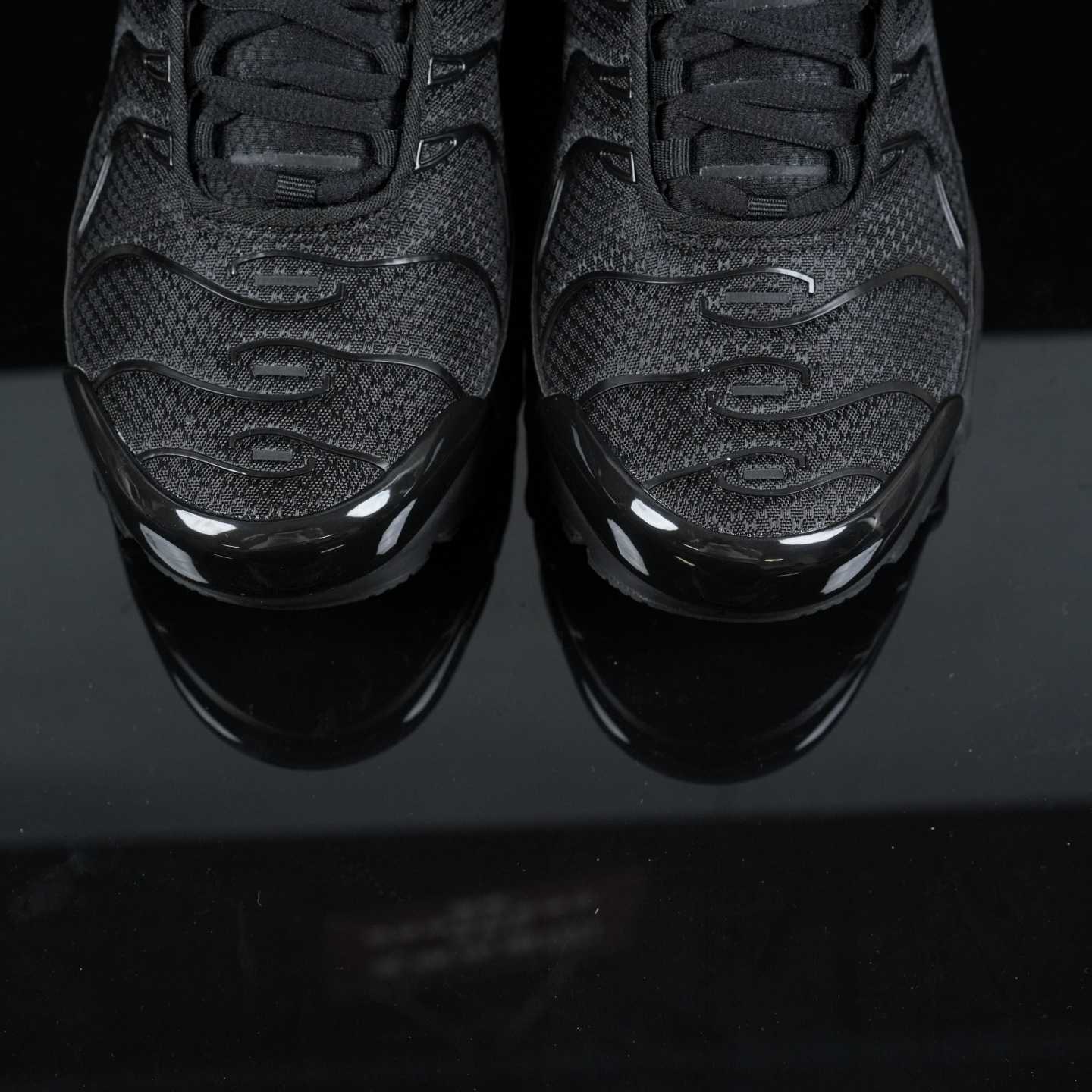 Nike Air Max Plus “Black Green Strike” Running Shoes DM0032-024 - EUR FASHION