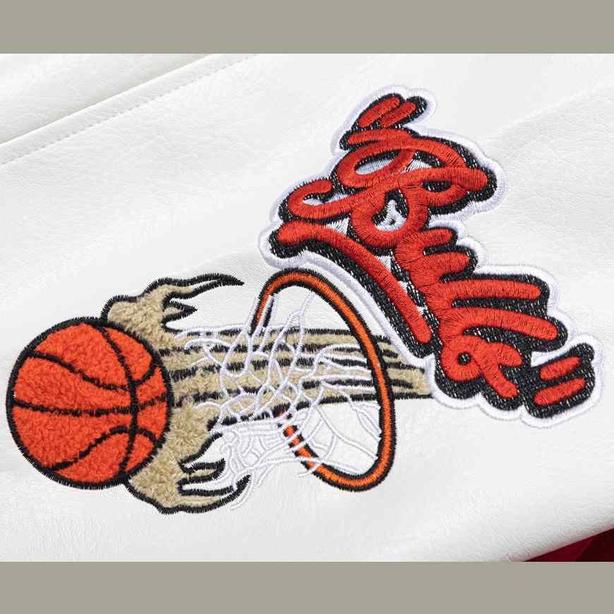 Off-White™ c/o Chicago Bulls Red Varsity - EUR FASHION