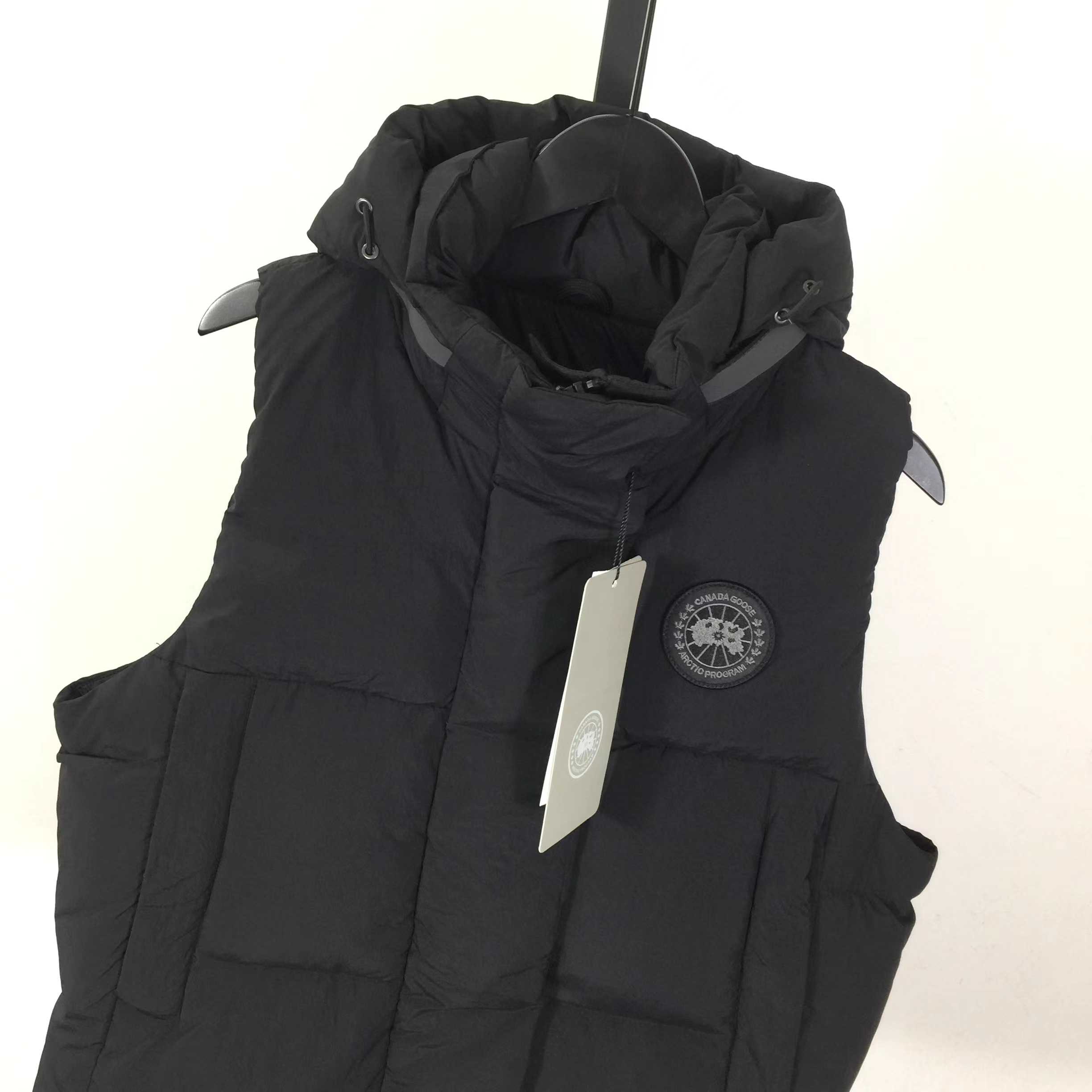 Canada Goose Junction Puffer Vest  - EUR FASHION