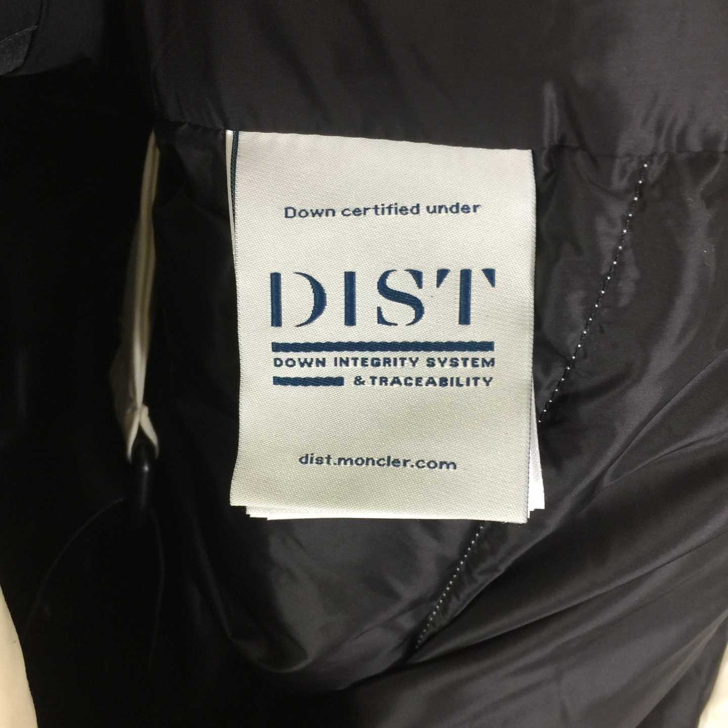 Moncler Short Down Jacket - EUR FASHION