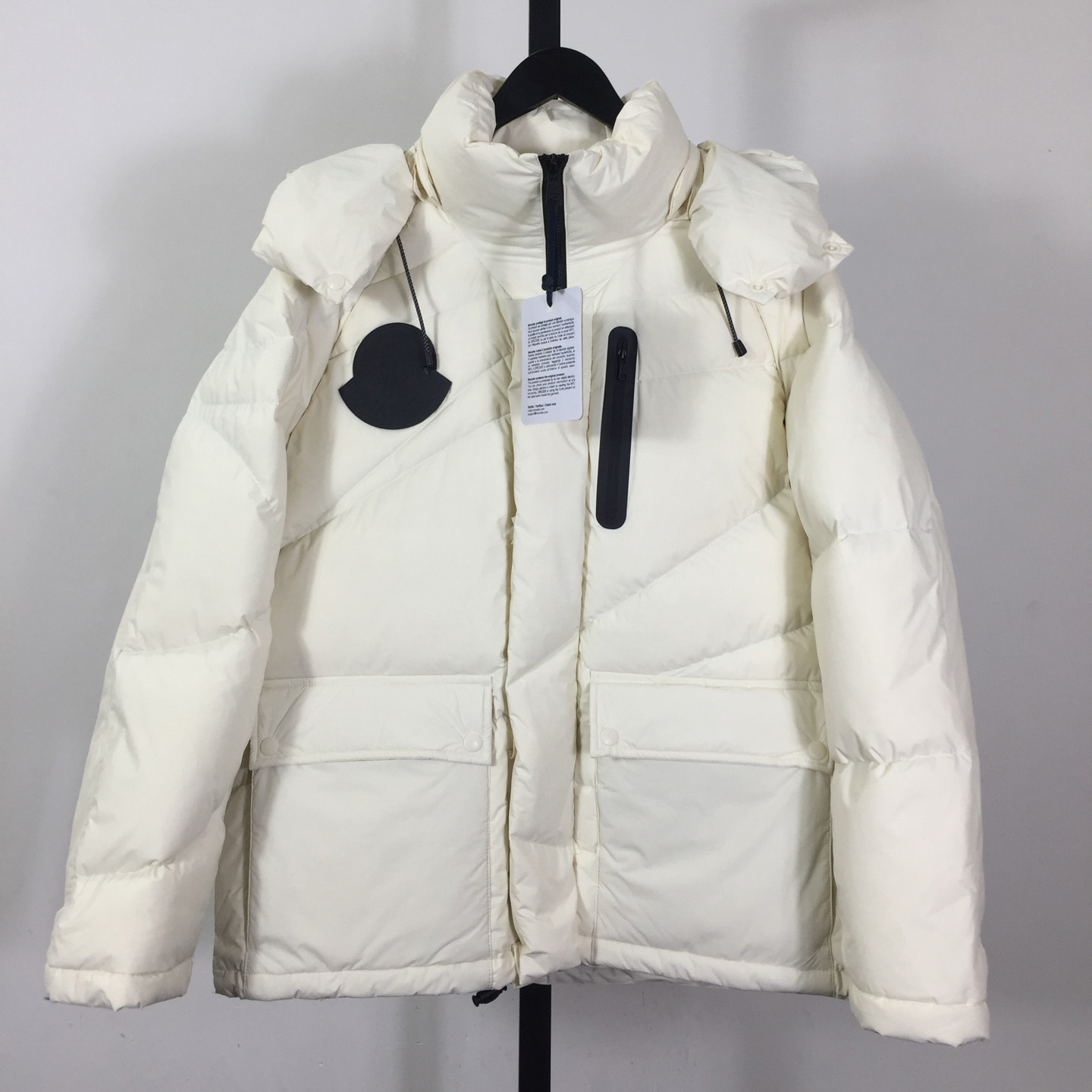 Moncler Short Down Jacket - EUR FASHION