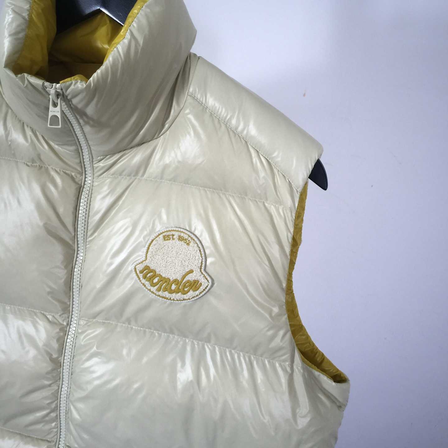 Moncler Lipsi Down Vest - EUR FASHION