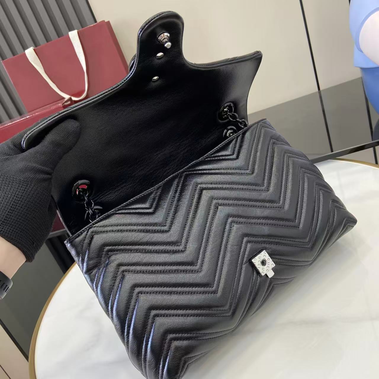 Gucci GG Marmont Medium Shoulder Bag - EUR FASHION