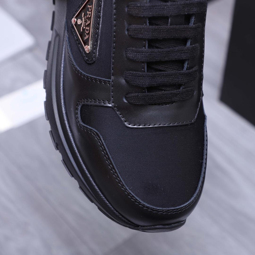 Prada Sneaker - EUR FASHION