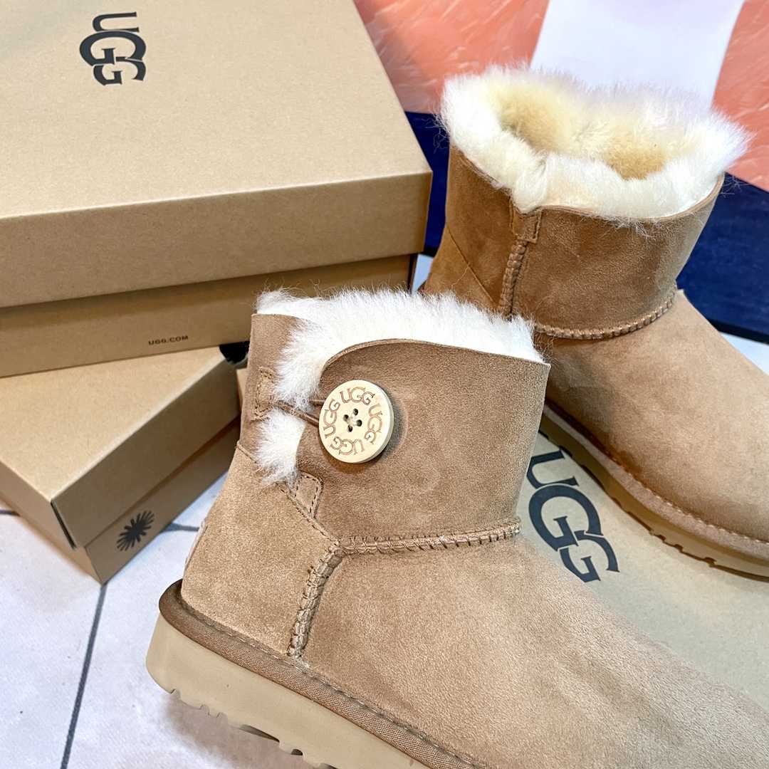 Ugg Boots - EUR FASHION