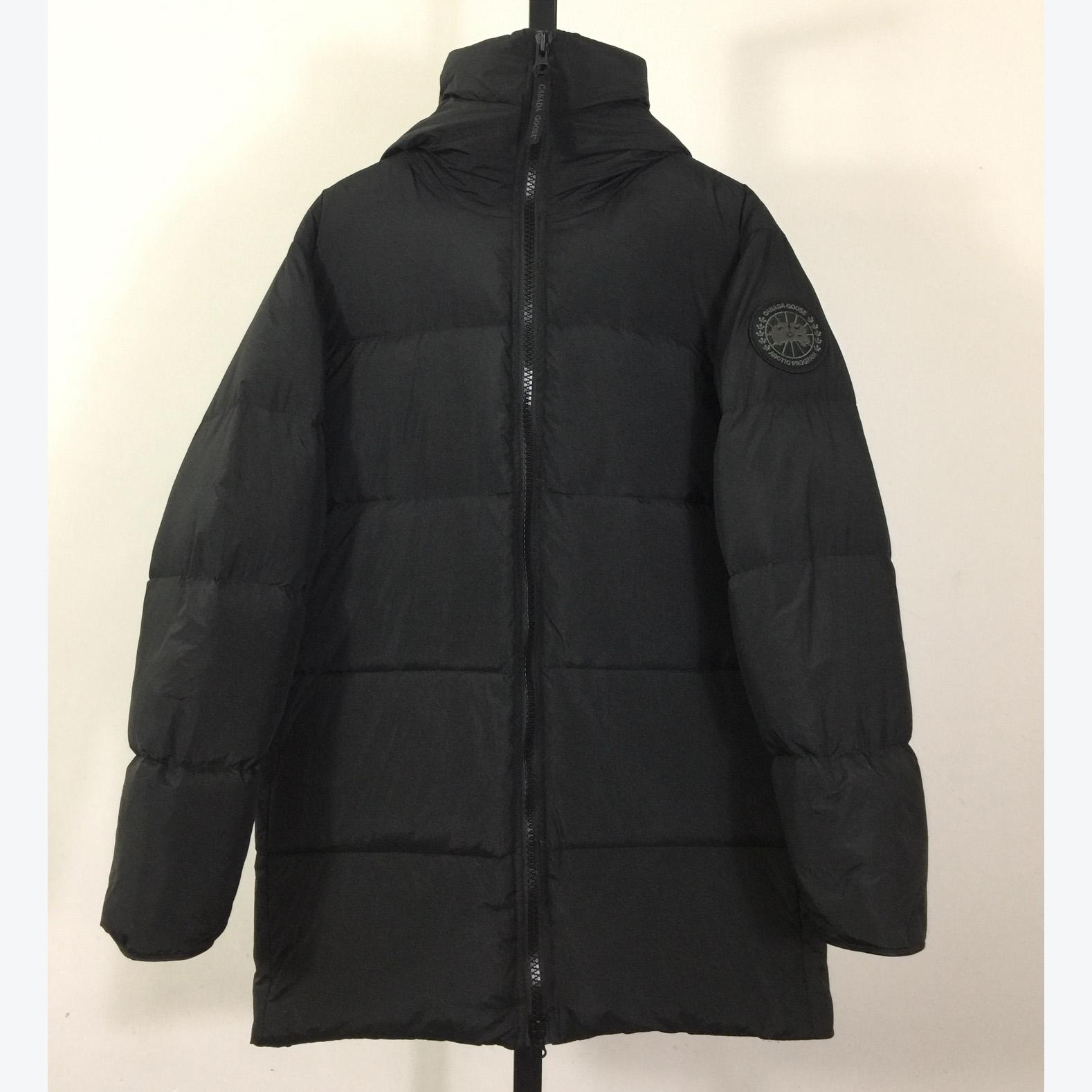 Canada Goose Long Down Jacket - EUR FASHION