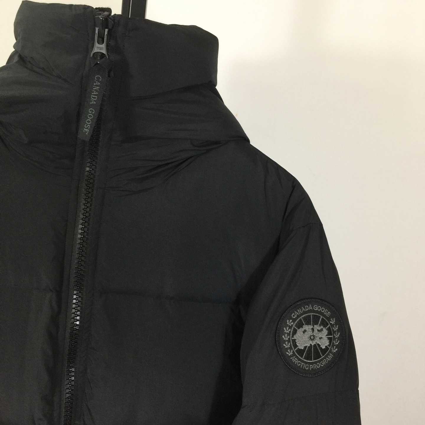 Canada Goose Long Down Jacket - EUR FASHION