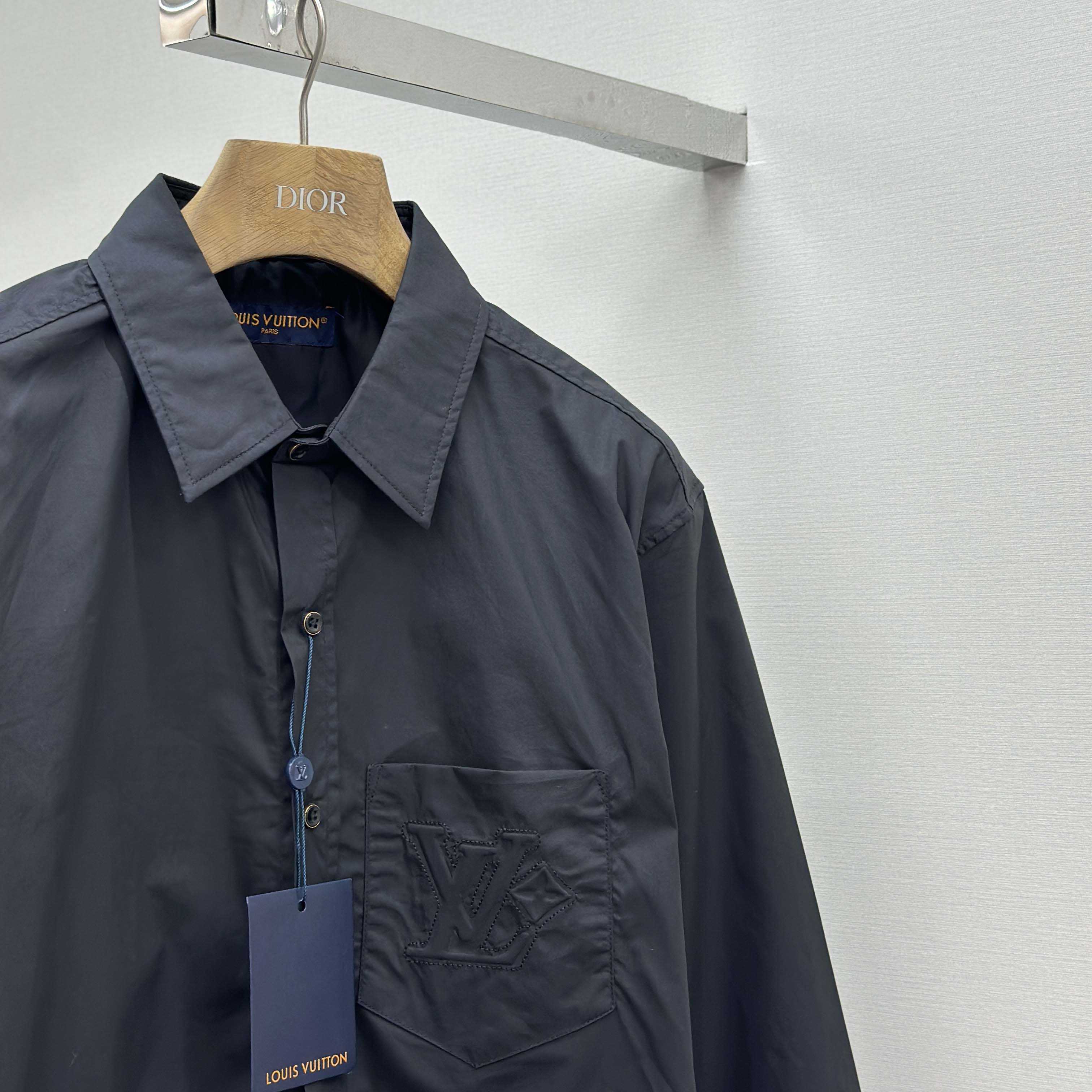 Louis Vuitton Embossed Signature Long-Sleeved Cotton Shirt    - EUR FASHION