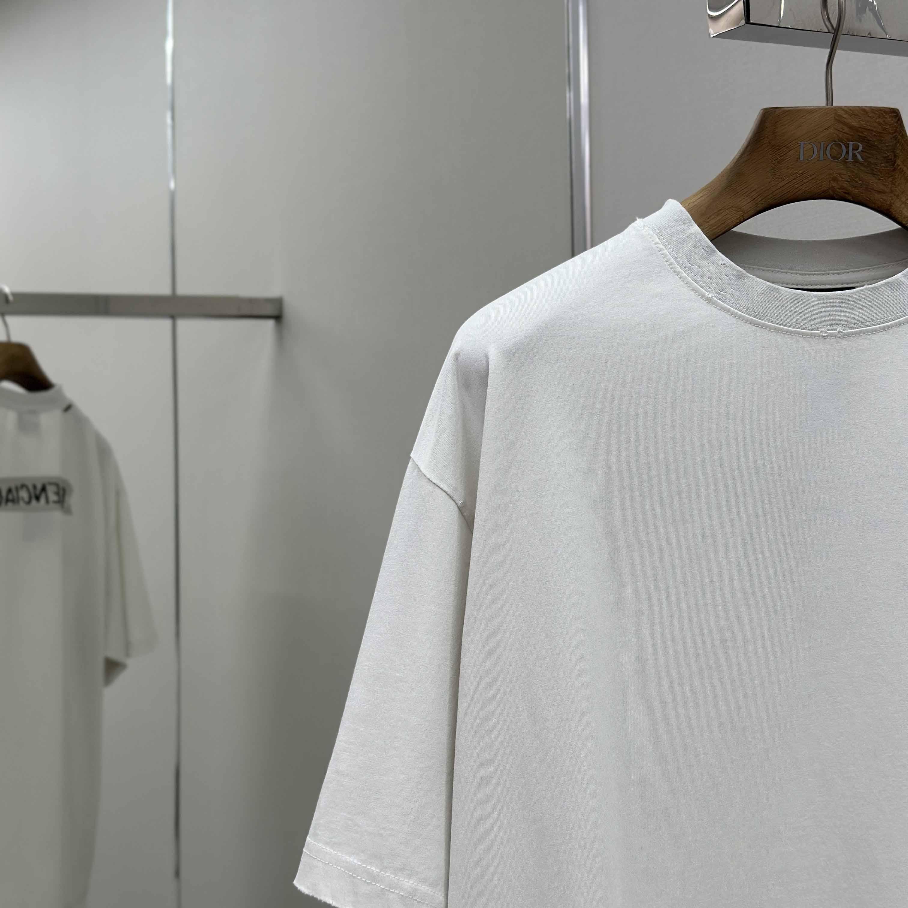 Balenciaga T-Shirt Medium Fit  - EUR FASHION