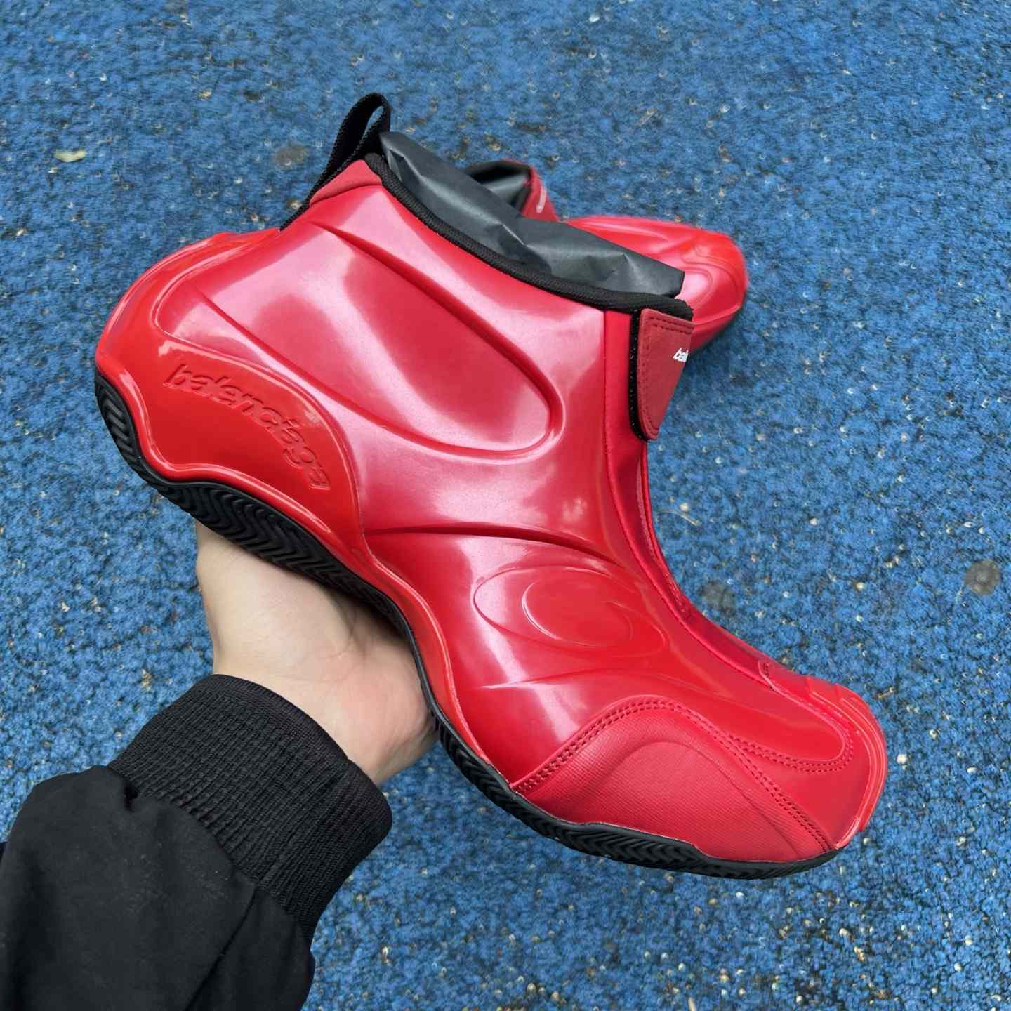Balenciaga Basketball Sneaker 19th Edition “Black/Red” 824909WBKBM6010 - EUR FASHION
