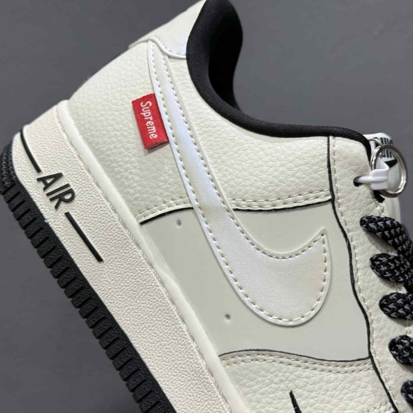 Supreme x Nike Air Force 1 ’07 Low “Sail / Black Trim” – XX3168-220 - EUR FASHION