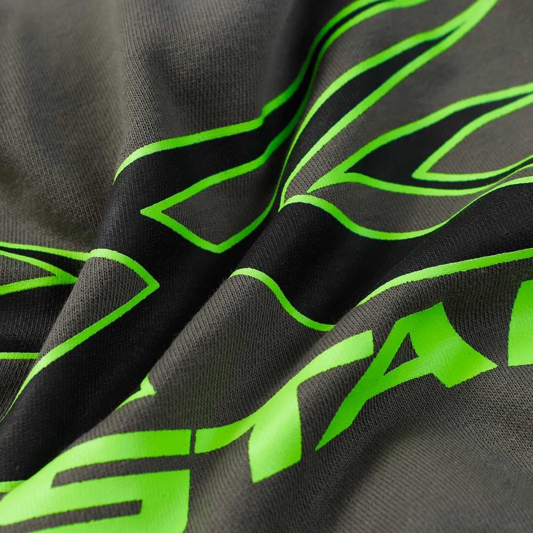 Hellstar Graphic Hoodie - EUR FASHION