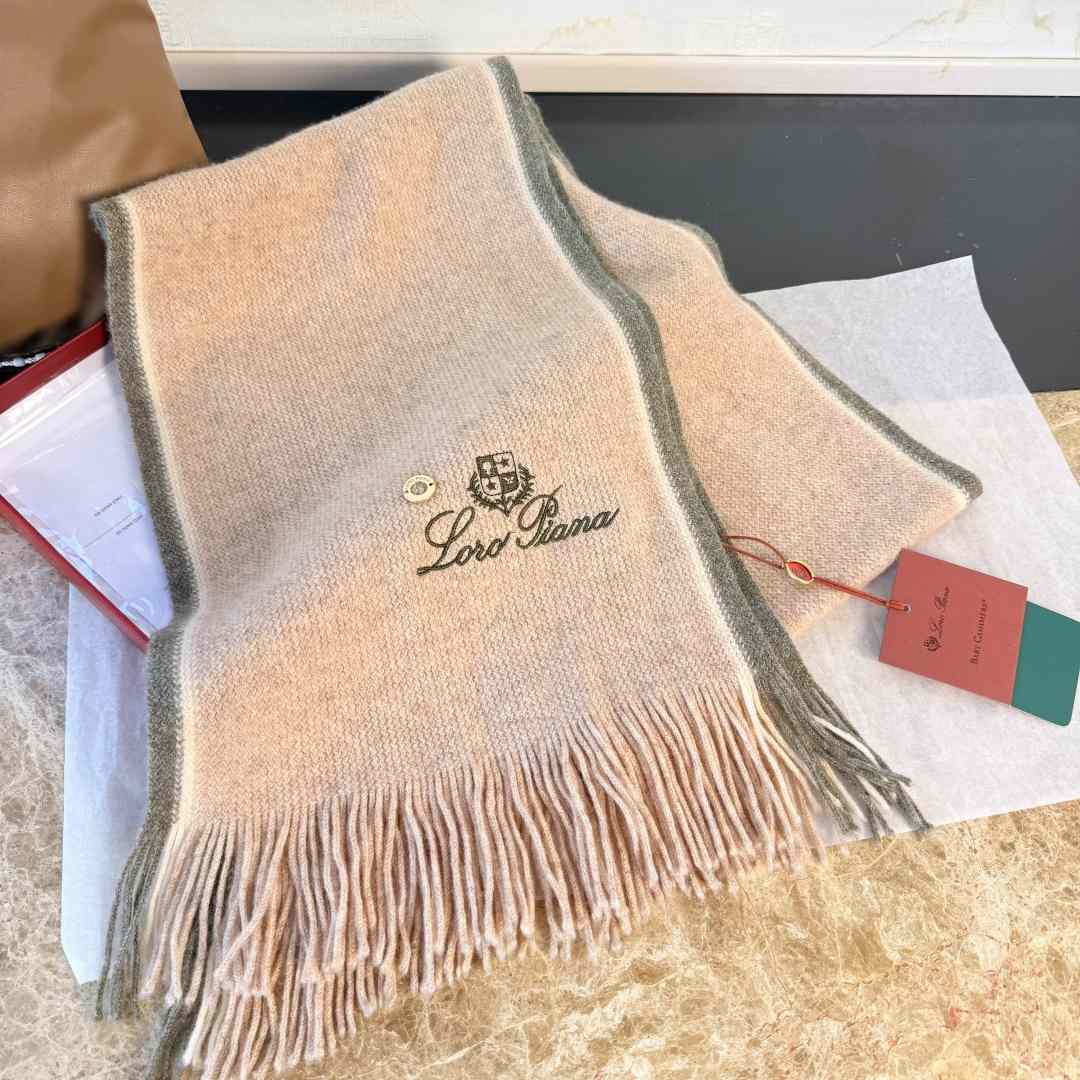 Loro Piana Scarf - EUR FASHION