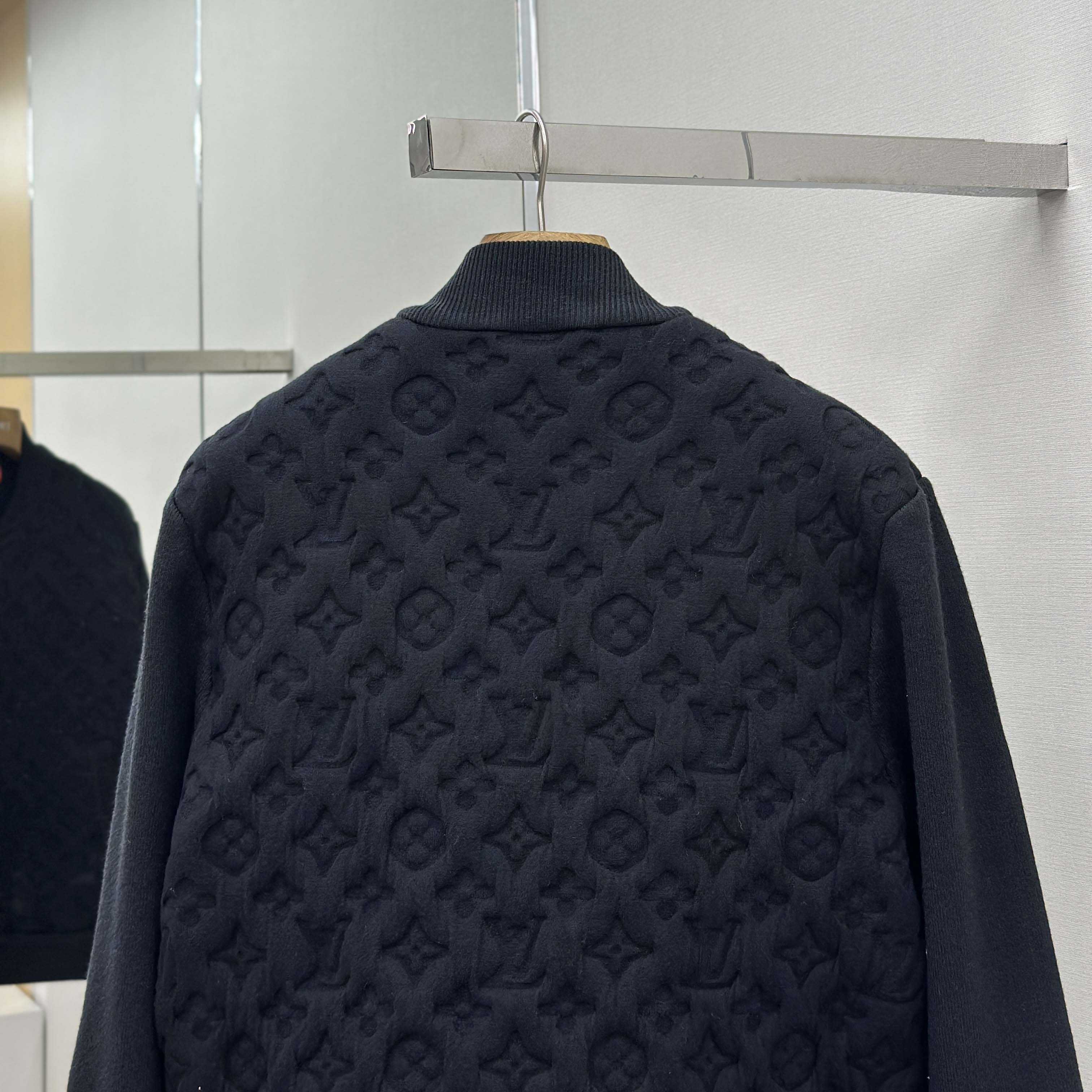 Louis Vuitton Monogram Padded Wool Blend Bomber   1AGJV7 - EUR FASHION