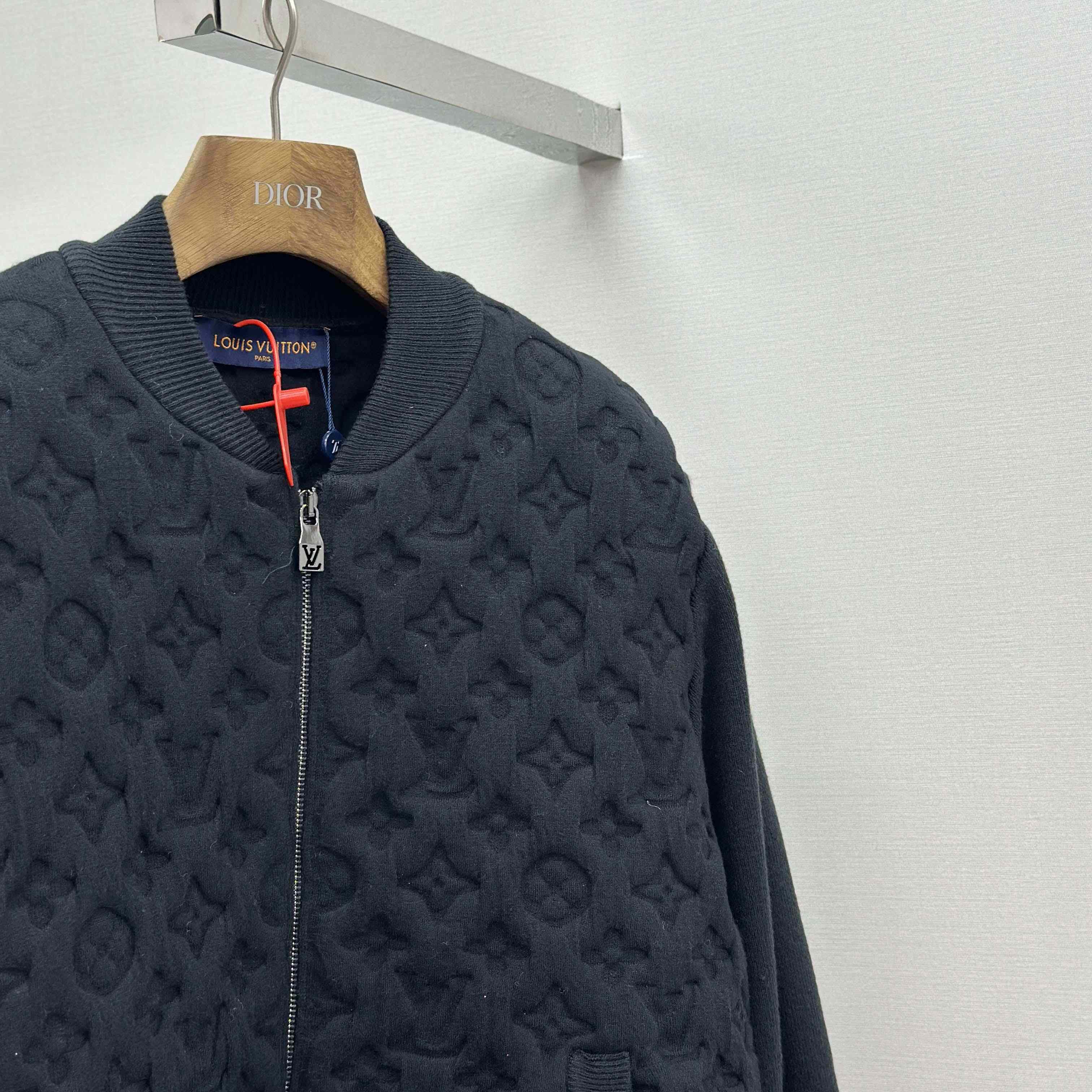 Louis Vuitton Monogram Padded Wool Blend Bomber   1AGJV7 - EUR FASHION
