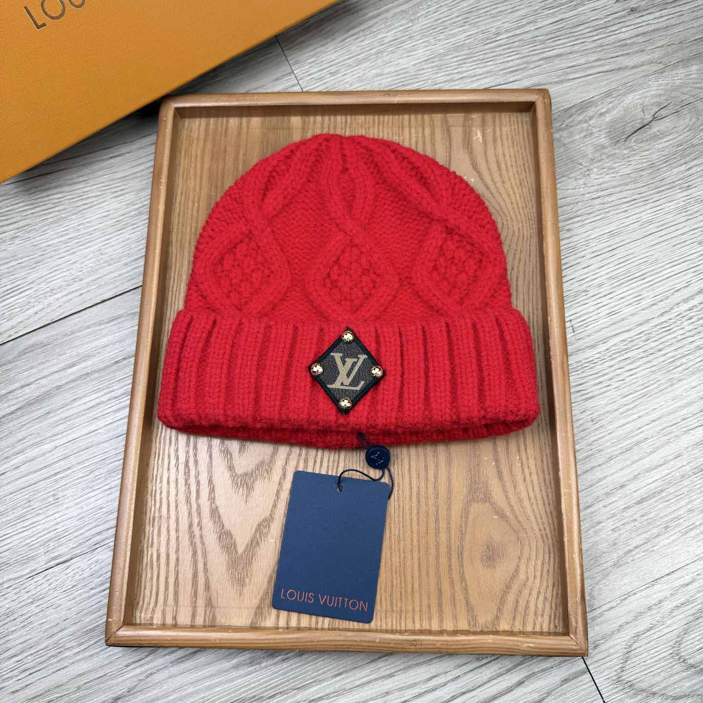 Louis Vuitton Beanie  - EUR FASHION