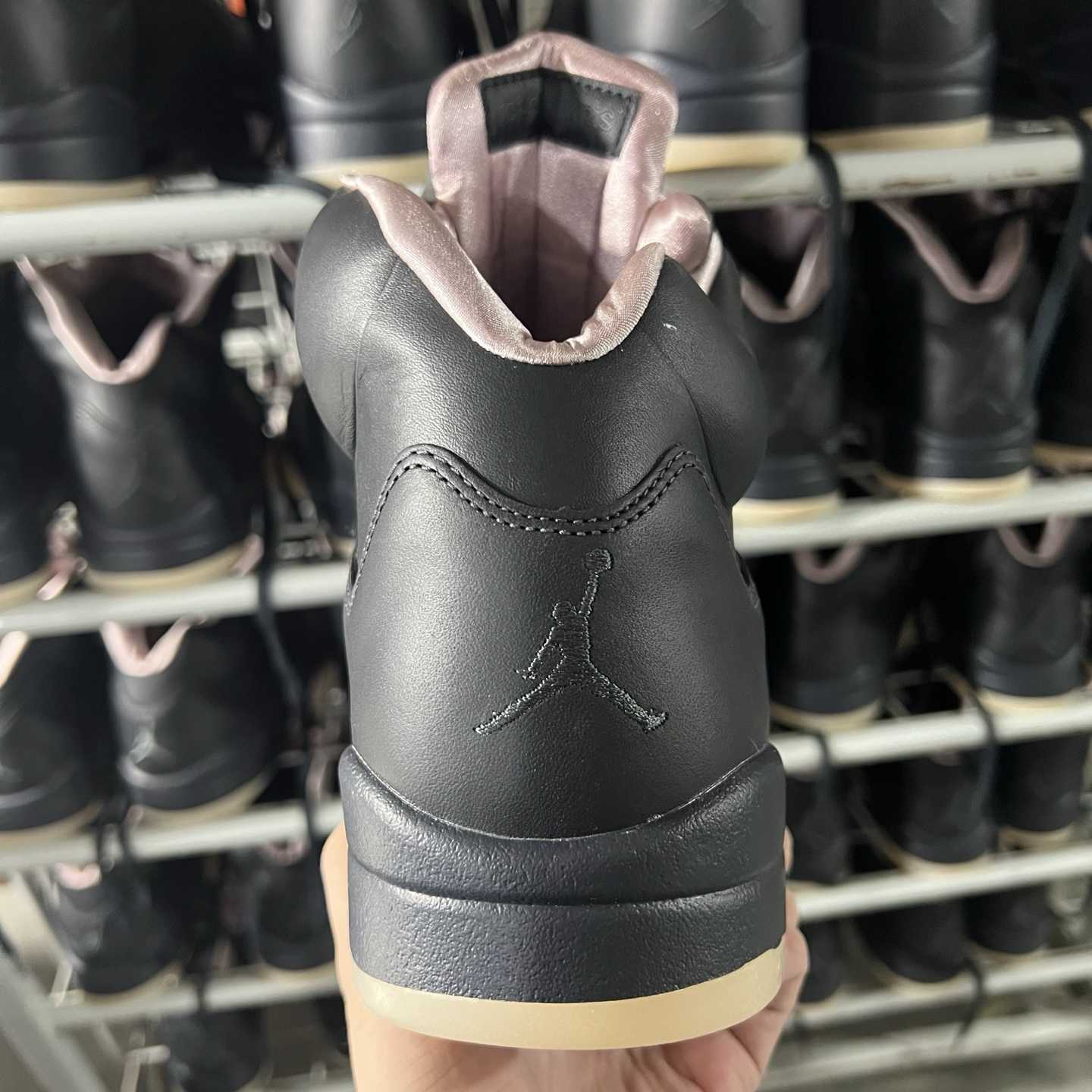 PSG x Air Jordan 5 “Off Noir” HQ3004-001  - EUR FASHION