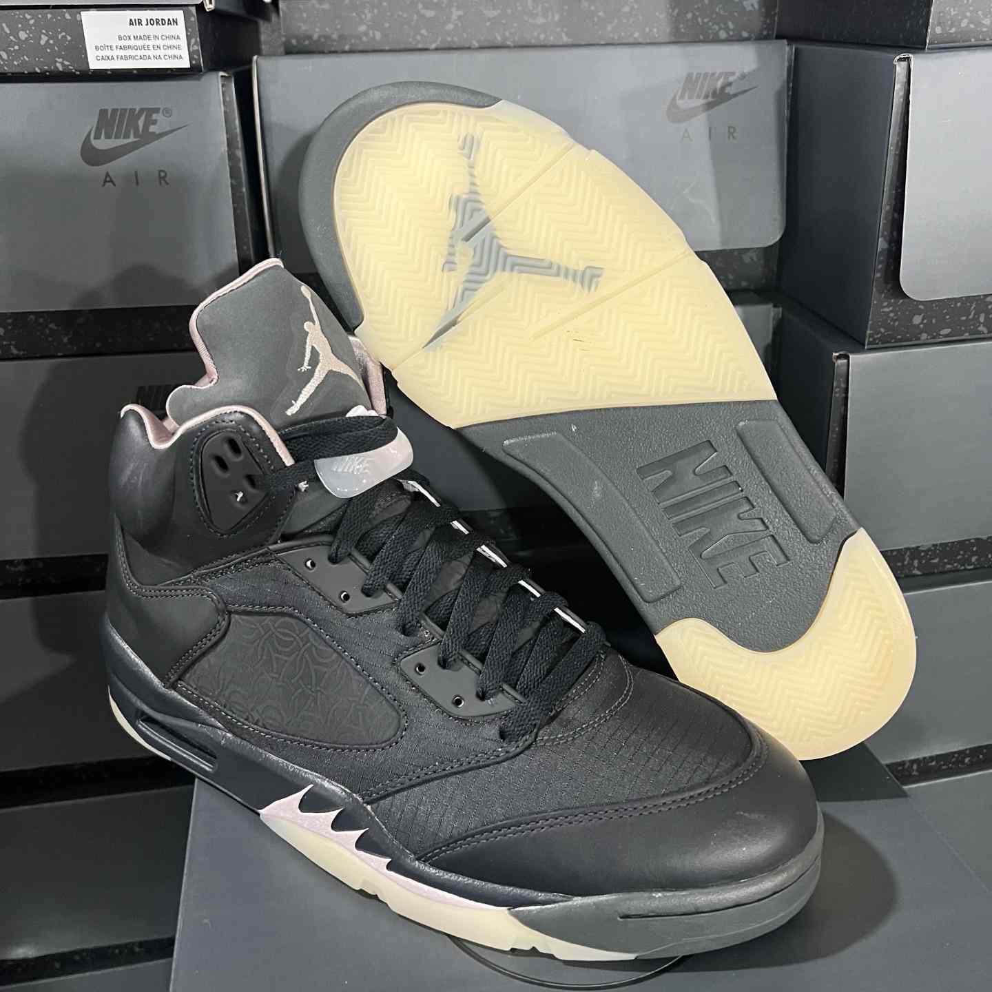 PSG x Air Jordan 5 “Off Noir” HQ3004-001  - EUR FASHION