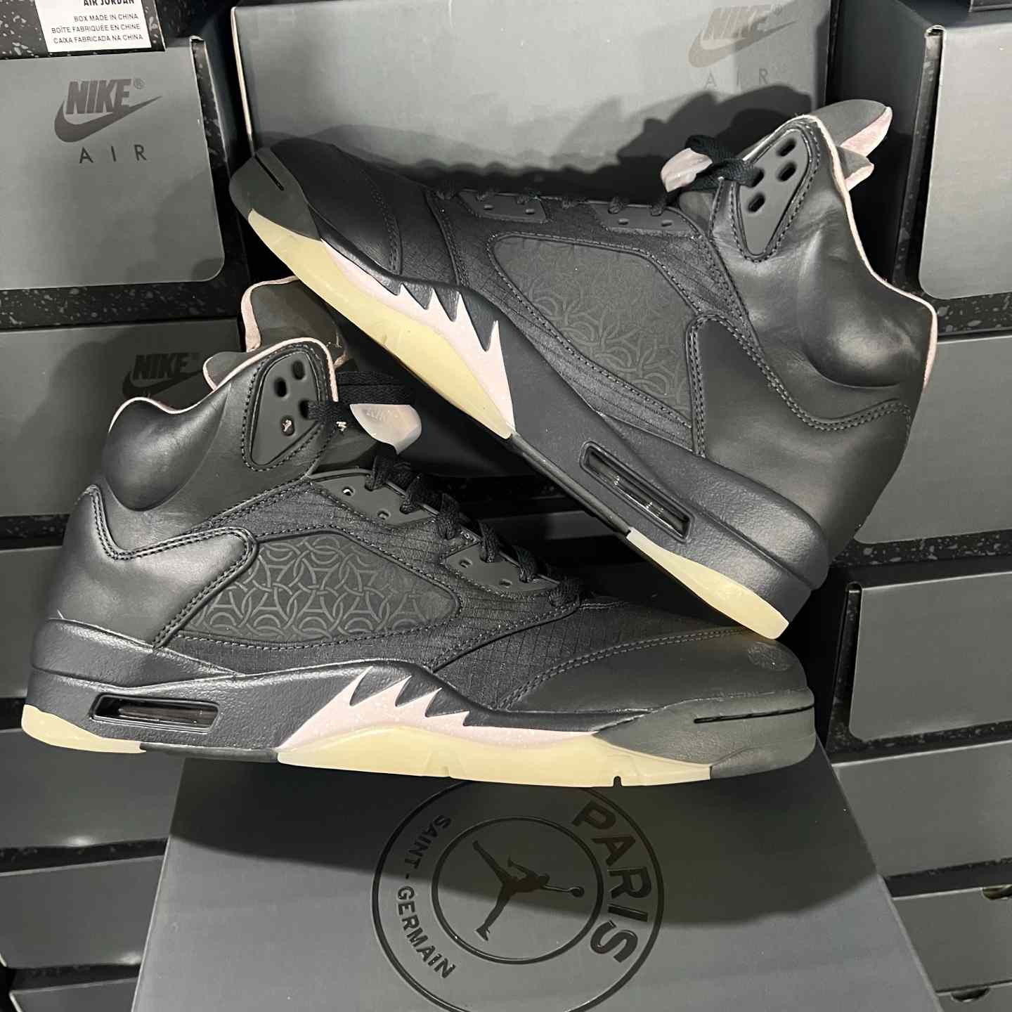 PSG x Air Jordan 5 “Off Noir” HQ3004-001  - EUR FASHION