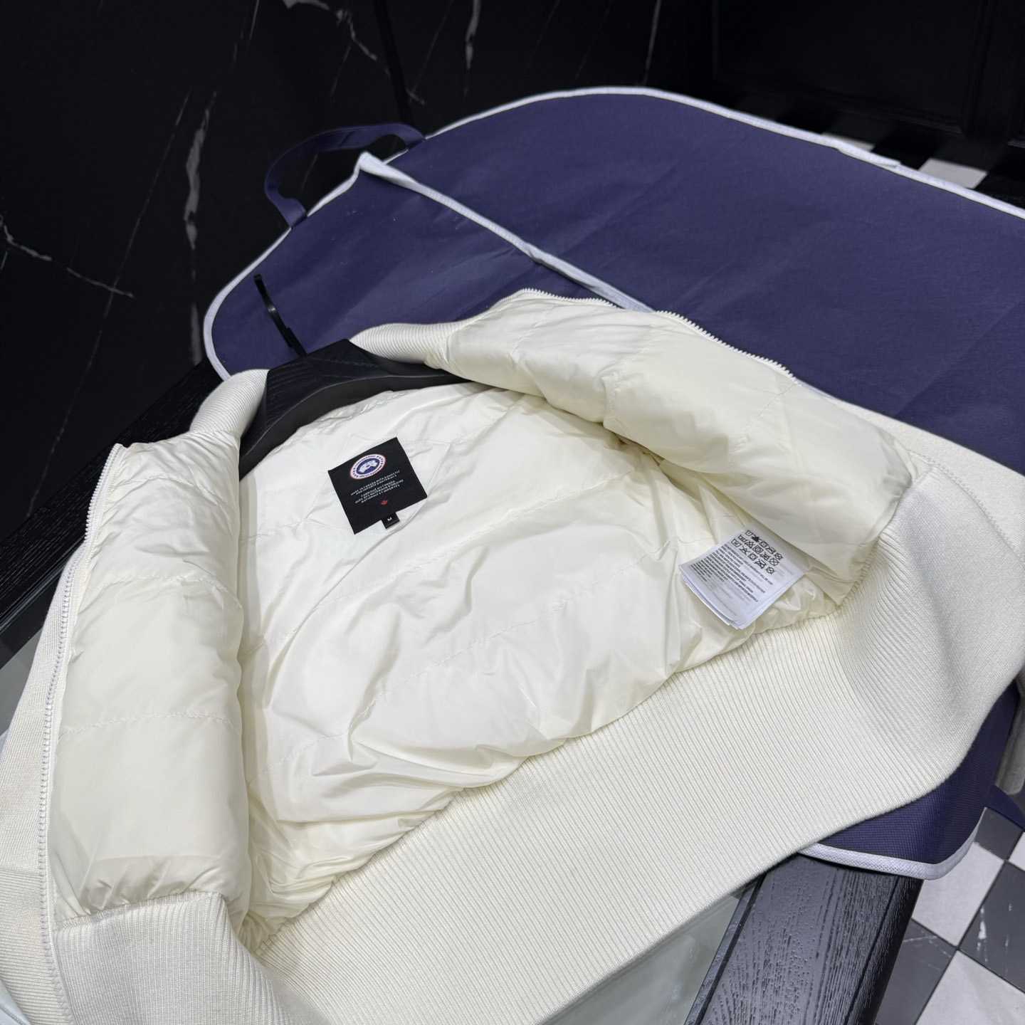 Canada Goose HyBridge® Wide Quilt Knit Jacket - EUR FASHION