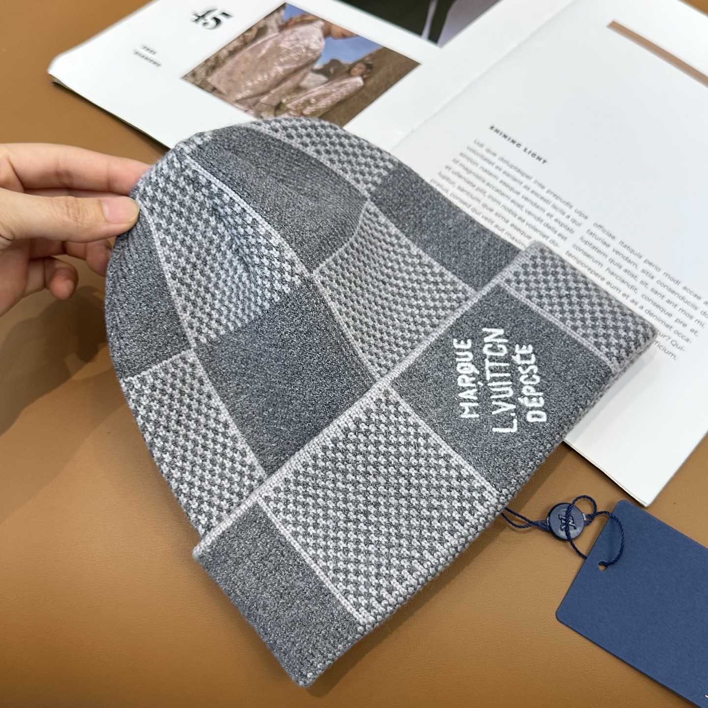 Louis Vuitton Beanie    - EUR FASHION