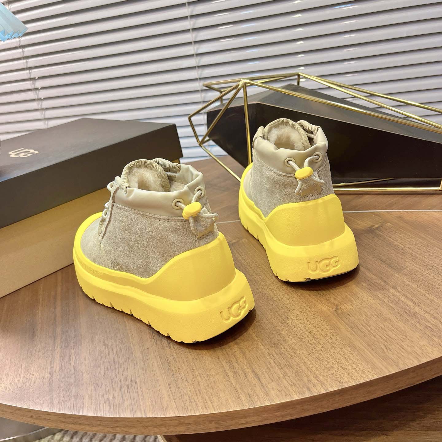 UGG Neumel Weather Hybrid Chukka - EUR FASHION