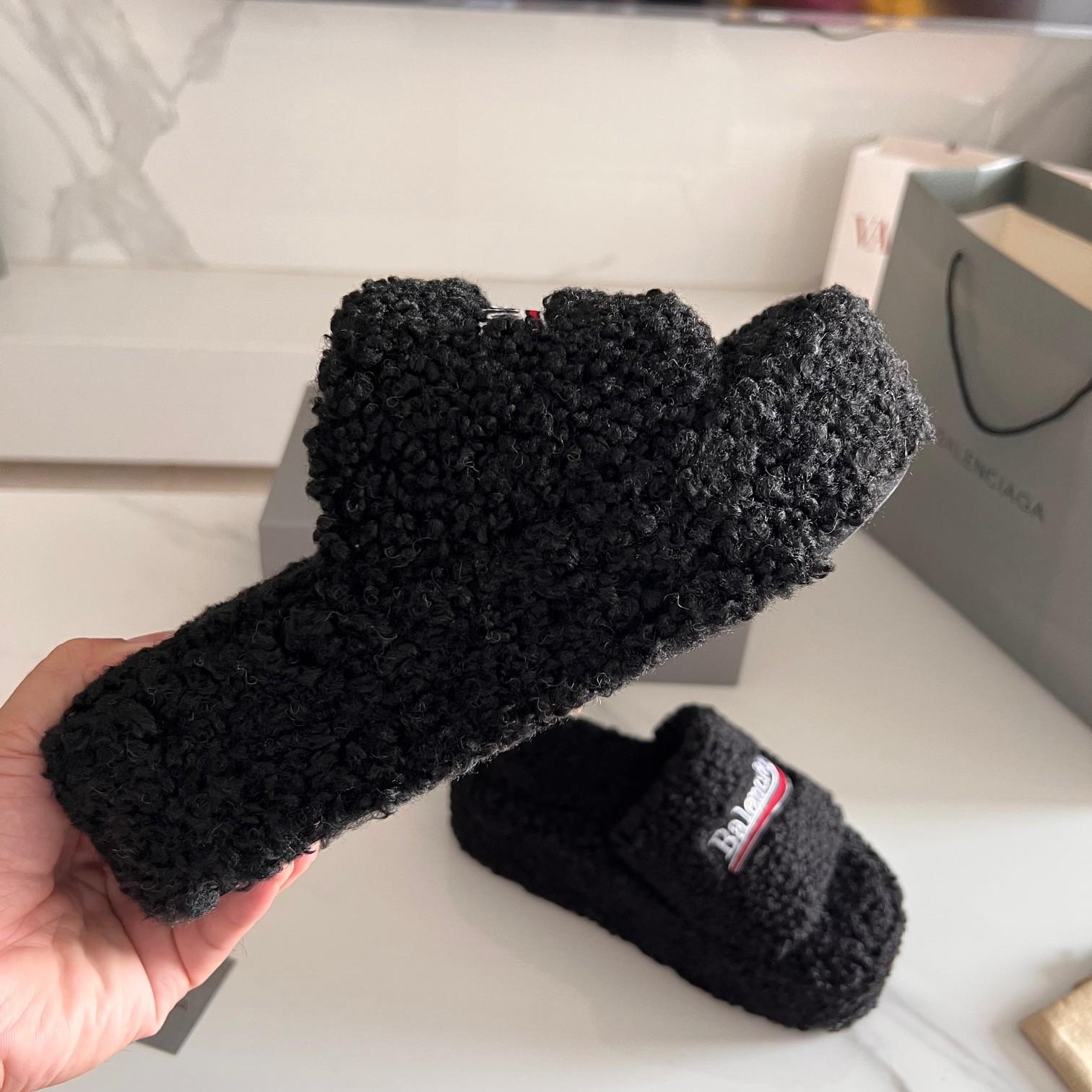 Balenciaga Furry Slide Sandals - EUR FASHION