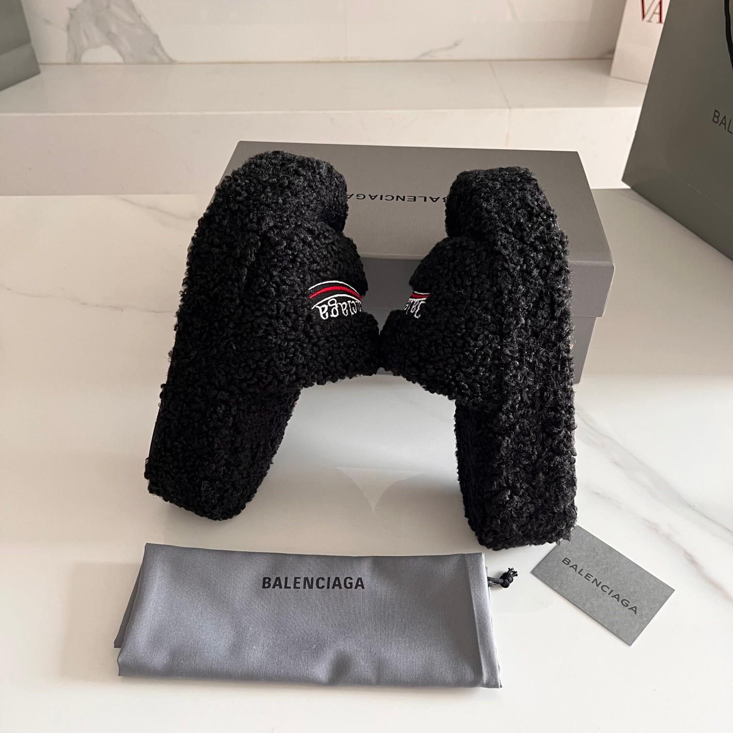 Balenciaga Furry Slide Sandals - EUR FASHION