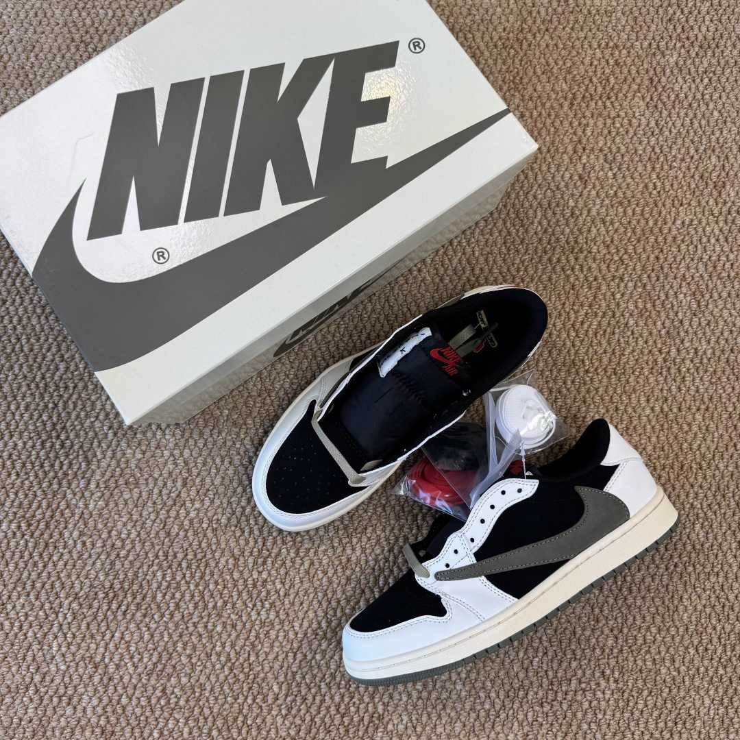 Air Jordan AJ1 Low Sneaker   DZ4137-106 - EUR FASHION