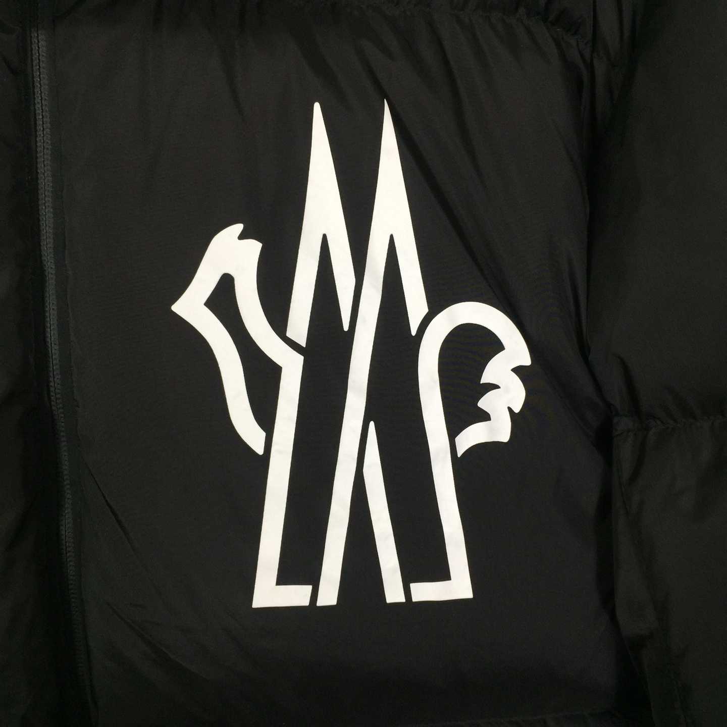 Moncler Verdons Short Down Jacket - EUR FASHION