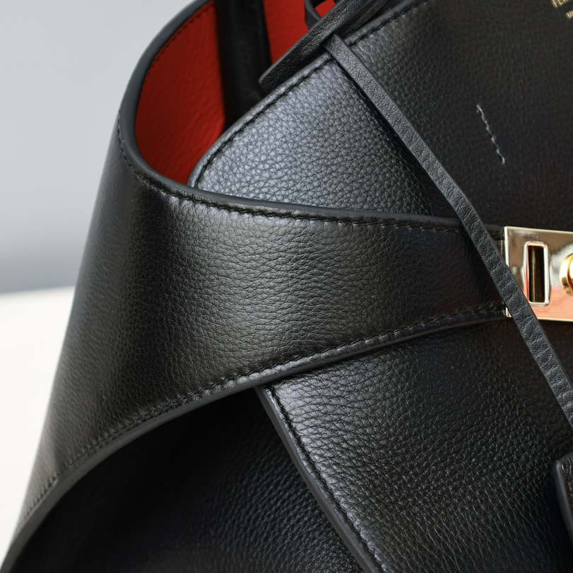 Ferragamo Hug Bicolor Handbag - EUR FASHION