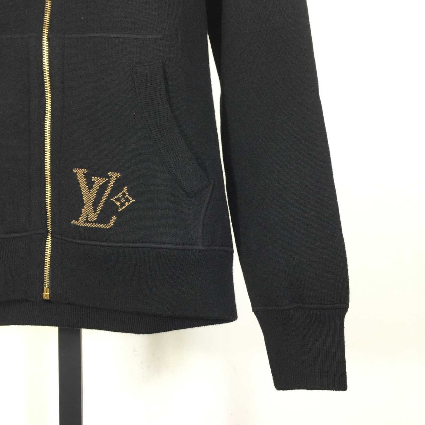 Louis Vuitton Monogram Reversible Double Face Hooded Blouson   1AJBXM - EUR FASHION